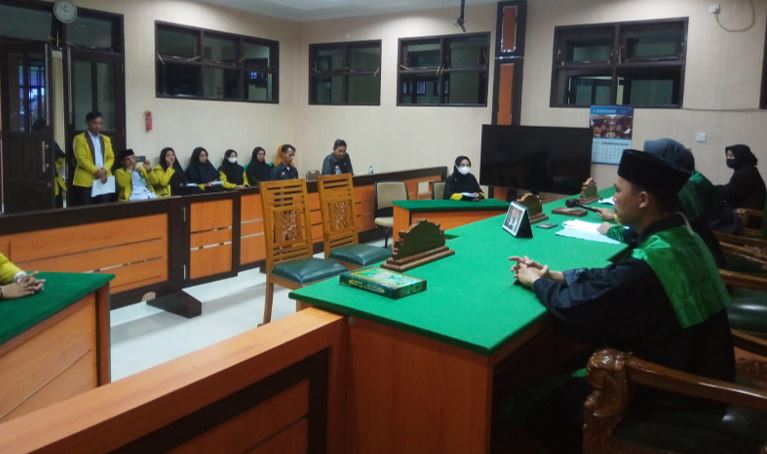 Ujian Praktik Sidang Semu 1