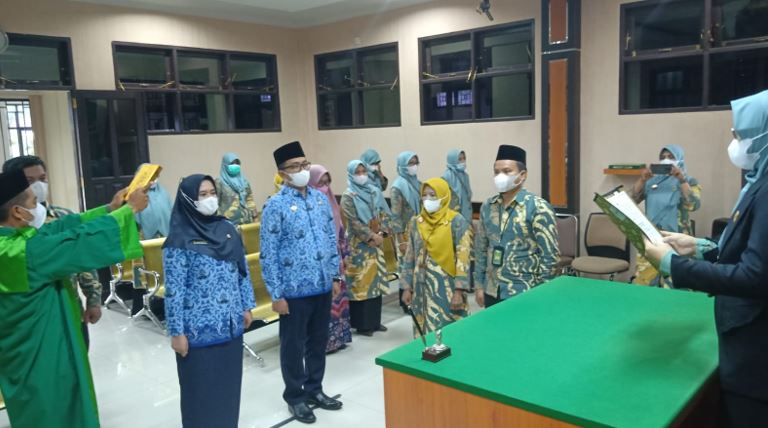 pelantikanPNS070122 1