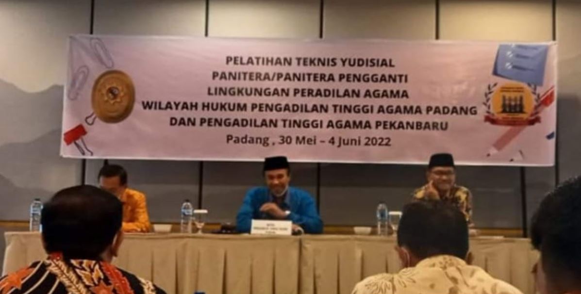 pelatihan panitera1